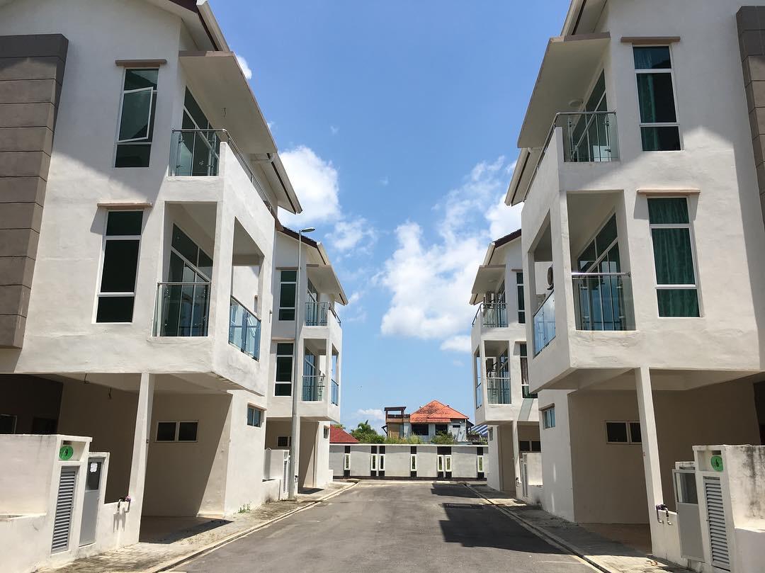 minee villa